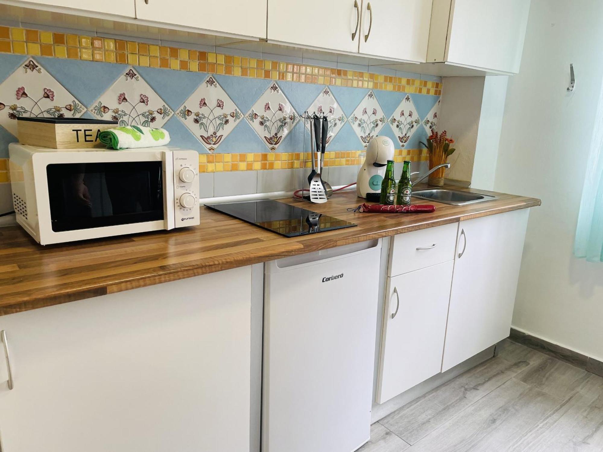 Estudio Jimena Carabeo En El Centro De Nerja Zewnętrze zdjęcie